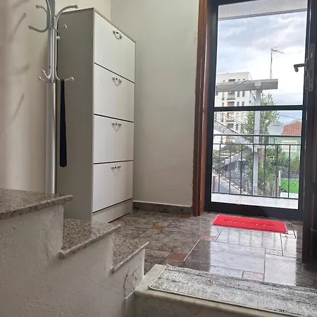 Apartment Cozy In Tirana, Albania *